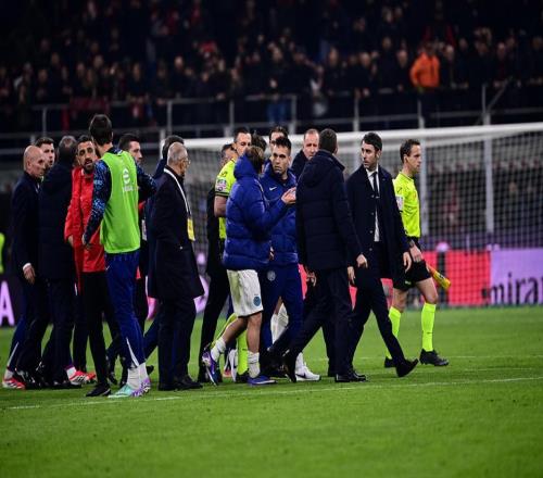 德比巨大争议！米兰补时疑逃点国米赛后围堵主裁抗议名宿吵翻天