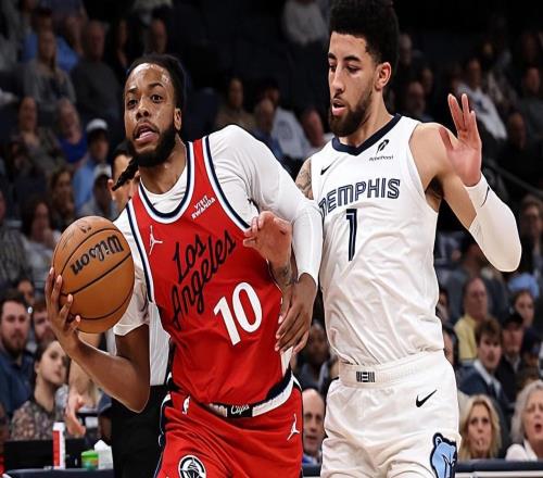 防守问题并不明显！快船后场新援加盟后的表现还是比较稳定的