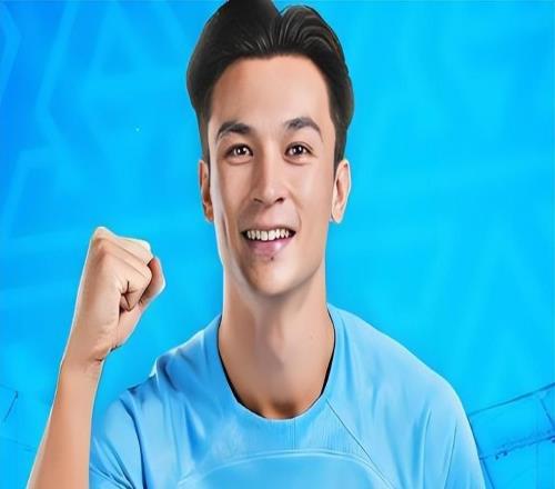 上港中锋位置明明引进了新援，为何中超首轮却没登场，引发热议