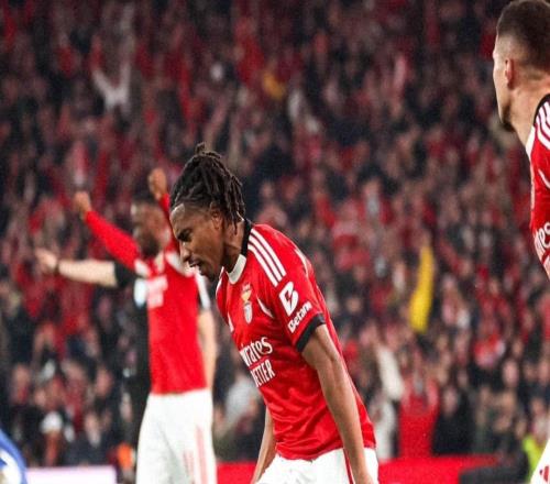 足坛一夜动态：米兰绝杀国米！穆里尼奥被红牌罚下伊朗女足求救