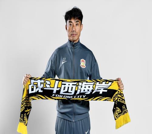 郑智执教中超首秀打几分优缺点鲜明，胆大有魄力，引发球迷热议