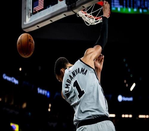 145120！文班29+8+4封盖，杜兰特23分，马刺轻取火箭迎4连胜