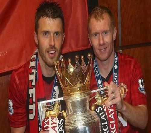 曼联12负纽卡！斯科尔斯发文嘲讽卡里克，随后竟心虚秒删