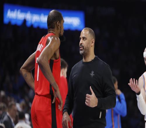 4分钟砍7分，再中1记三分！火箭39岁老将被低估他比申京好用