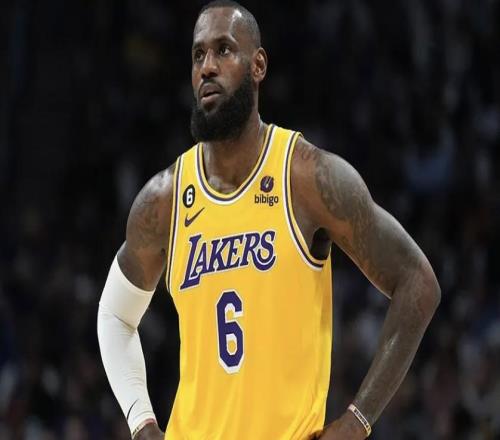 没詹姆斯湖人会更好考辛斯：我不同意，他理应得到更多尊重