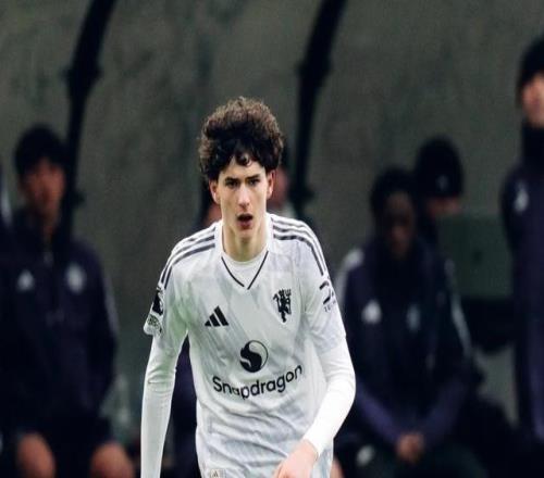 太阳报：著名艺人JayZ旗下公司签约三位曼联青训小将