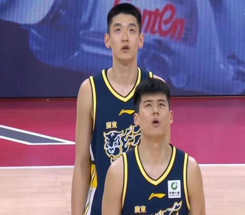 再见了，广东队！CBA三冠后卫正式出走，未来或成杜锋最大对手