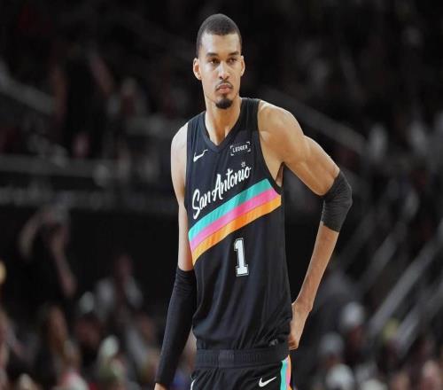 NBA名宿批评文班亚马赛后哭泣，当得知是赢了后哭的：这更糟糕了