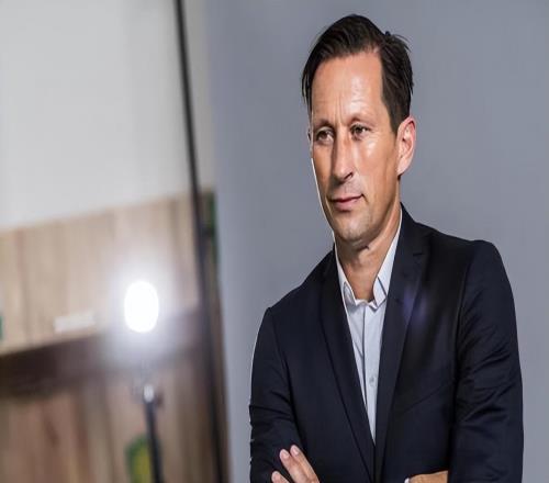 成都球迷都不看好的主教练，如今却带领蓉城首轮大胜，已征服中超