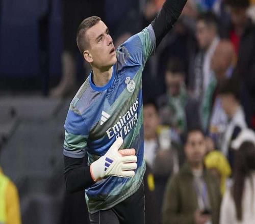 意媒：除维卡里奥以外国米也考虑卢宁，并且不排除再追本托