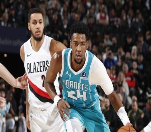 米勒23+9阿夫迪亚22+7黄蜂客场险胜开拓者