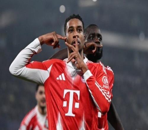 【欧冠】拜仁6比1代价惨重，阿芳痛哭伤退