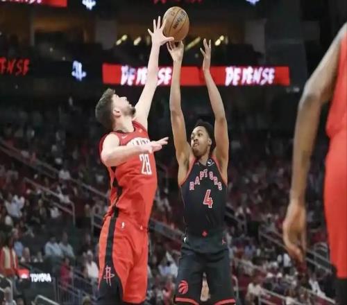 4+11+6前板！火箭新援抢爆2.7亿先生，KD盛赞：这就是签他的原因