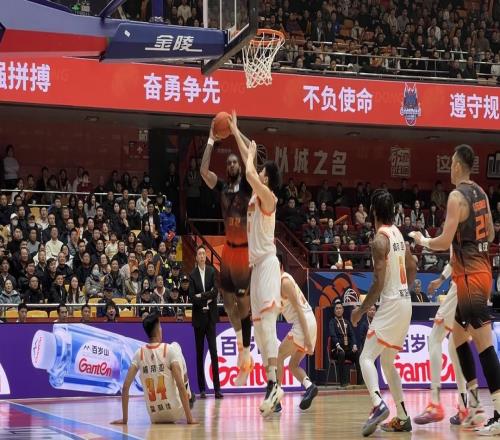 全场战报山东男篮113：104复仇江苏，收获第二阶段开门红