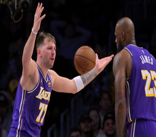 10胜2负，全队都不演了！知道你们有夺冠实力，但这么做有些过分