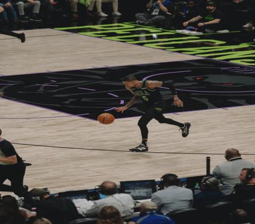 又一个苦曼巴韧带撕裂+骨折+跟腱撕裂！他的复出比塔图姆更励志