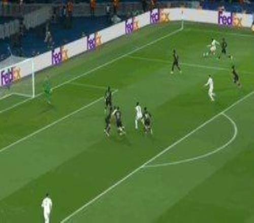 【欧冠】登贝莱破门克瓦拉双响！巴黎5比2切尔西