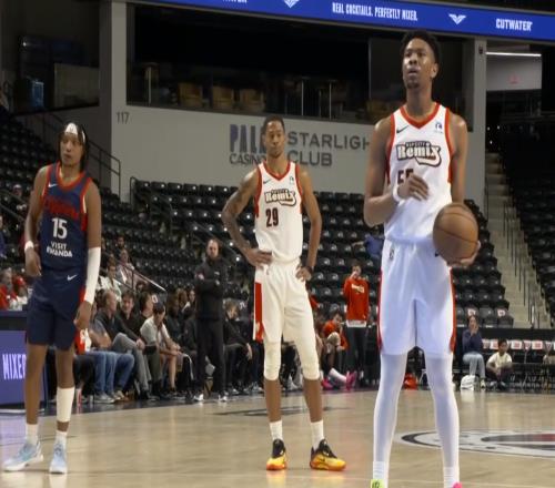 杨瀚森16中14，狂轰31+8+3！创3项生涯新高，加盟开拓者真涨球了