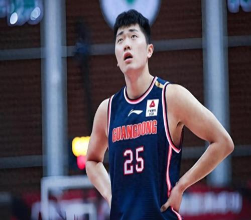 广东憾负揪出最差之人！0分1板，正负值18，球迷：找个厂上班吧