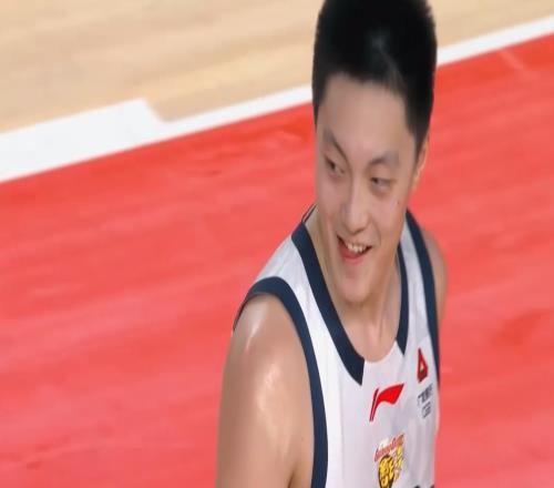 丢人！爆冷输新疆，广东揪3战犯：MVP0得分，三分王6中0葬送全局