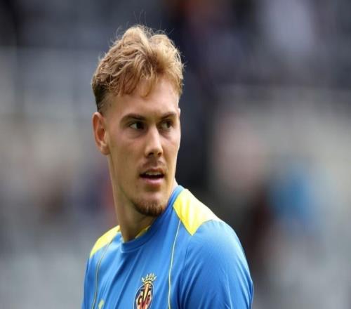 巴黎9次射门进5球！蓝军门将射正亡，恩佐怒摔皮球朝他大吼