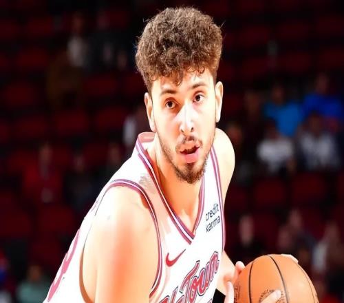 51投11中！命中率跌至谷底，拒绝和火箭续约，可你成不了伦纳德