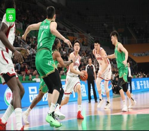 辽宁9284逆转山西，鄢手骐16分，李晓旭12+6，迪亚洛25+10