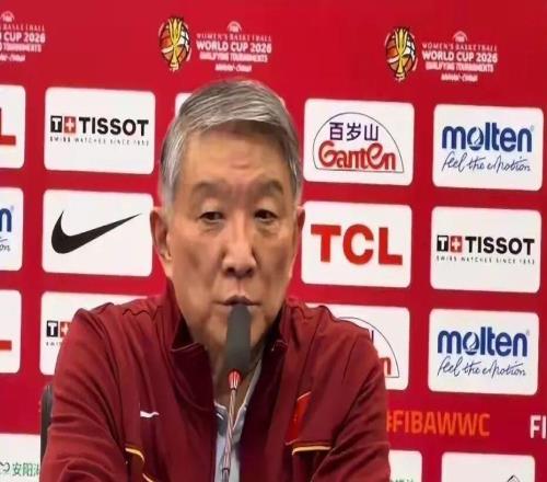 中国女篮离世界篮球越来越远