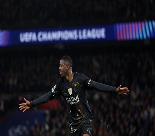 RMC名记：登贝莱对切尔西最后时刻被换是保护措施，他没受伤