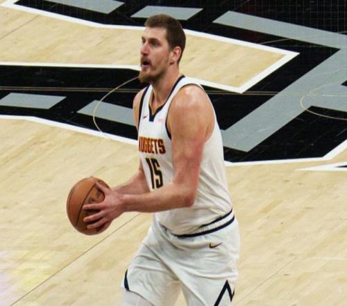 逆转！约基奇31+20+12卡斯尔三双，文班不开心，穆雷39+7力挽狂澜