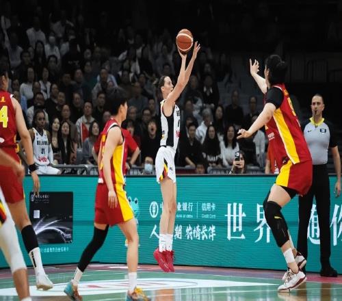 输比利时发布会！宫鲁鸣直指内外线差距，强调学习与总结！