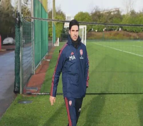 开局2连胜！泰山阿尔特塔！韩鹏掌握阿森纳制胜诀窍