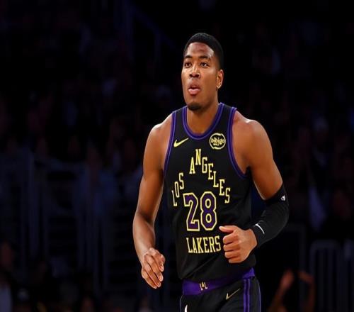 进入先发后效果出色，湖人锋线大将回到替补后状态还会下滑吗