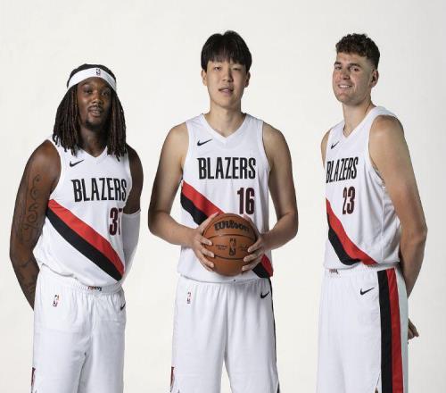 杨瀚森替补出场48秒，彻底看清斯普利特！开拓者失去中国球迷支持