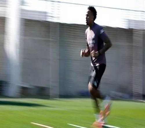 皇马官方：米利唐恢复部分合练，贝林、姆巴佩仍在康复过程中