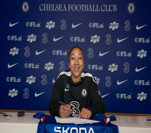 劳伦詹姆斯：能继续留在切尔西，我跟里斯都非常感激