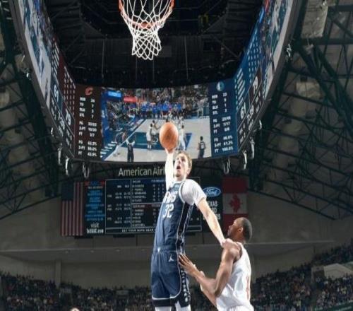 25次砍20+！19岁弗拉格超越科比，骑士主帅盛赞