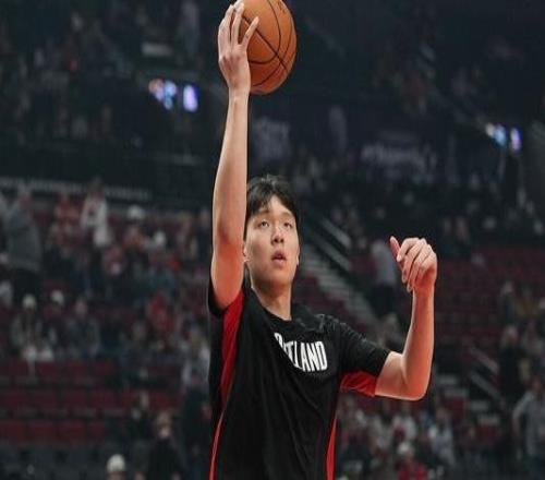 官宣：开拓者将杨瀚森下放至G联赛附属球队撕裂之城混音队