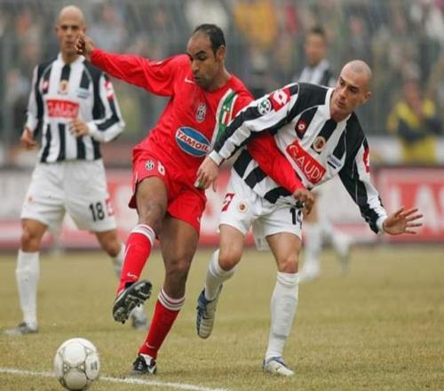 先碰上巴蒂的战神黄昏，后错过大罗的王者归来，前巴西队长命太悲