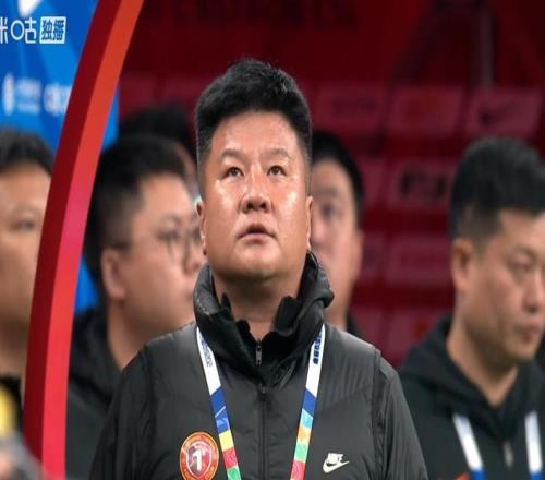 钱白花了！大羽还满意球迷：不上10号帮你指挥回中甲开航母吧