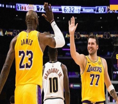 三军用命，湖人本赛季首次加时即取胜，关键时刻战绩18胜6负