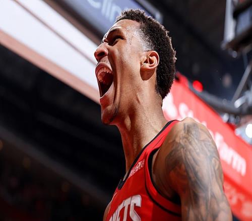 与优秀3D锋线差距太大了，火箭锋线新星需要在各方面都有所提升