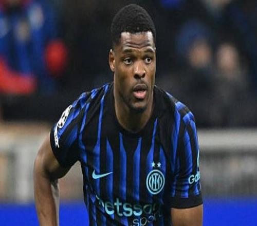 时隔124天，邓弗里斯再次代表国米在正式比赛中首发