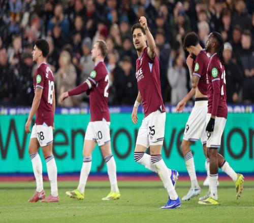 西汉姆联重创曼城争冠希望，前阿森纳球星帮了枪手大忙