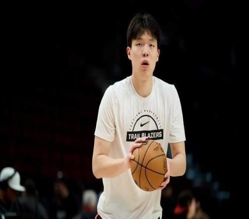 一夜3大消息！火箭逃过一劫，杨瀚森又被下放，哈登迎来帮手