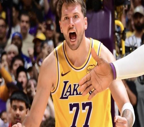 东契奇谈绝杀：看到包夹我选择了撤步，我对自己的投篮有信心