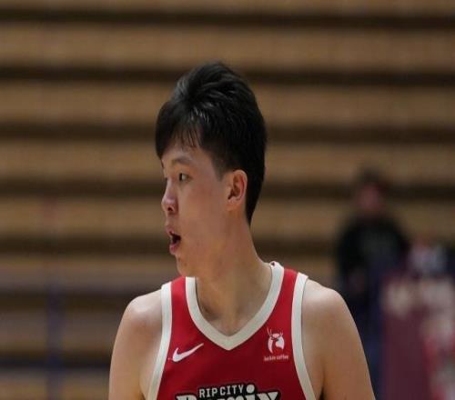 杨瀚森发展联盟出场时间创新高但打出最低迷一战