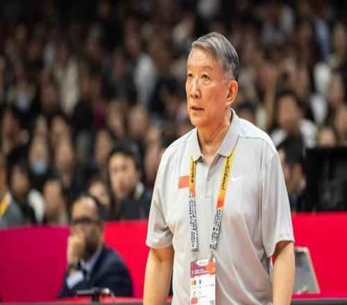 前队长炮轰，宫鲁鸣下课新帅曝光或是她，辽宁名宿，曾执教CBA