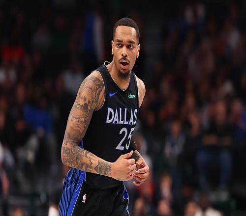 面对骑士打出了攻守兼备的表现，独行侠锋线球星的努力并不差