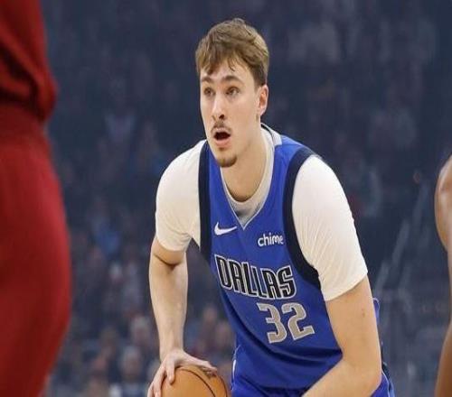 19岁84天！弗拉格单场贡献至少25+5+10历史第二年轻